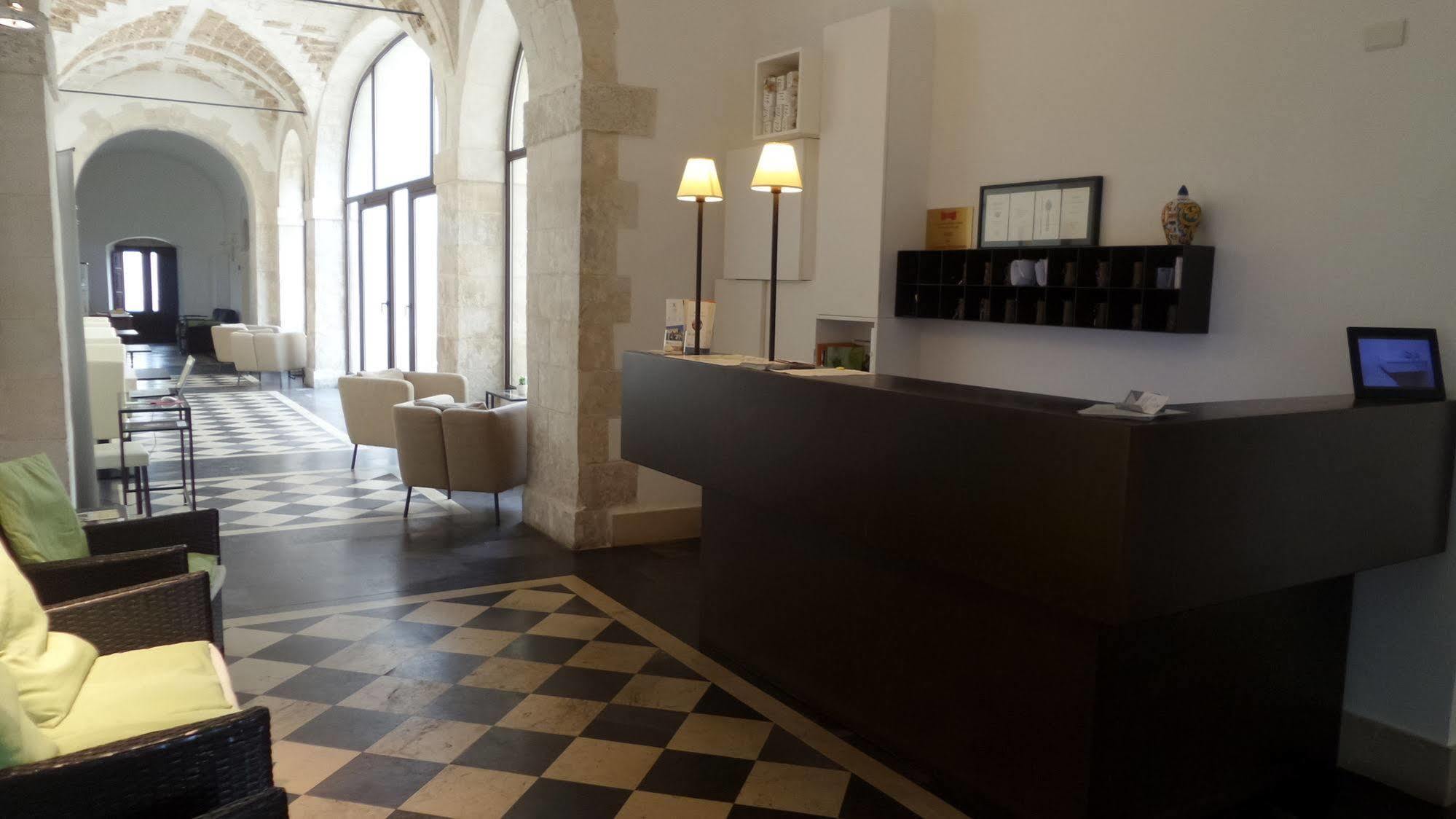 Antico Convento Dei Cappuccini Hotel Ragusa Buitenkant foto