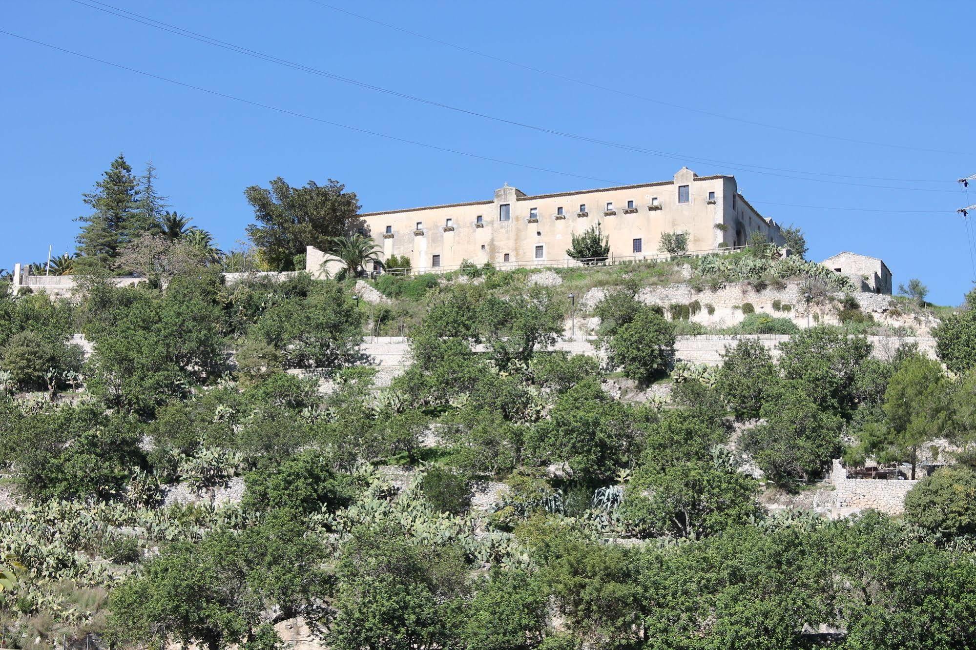Antico Convento Dei Cappuccini Hotel Ragusa Buitenkant foto